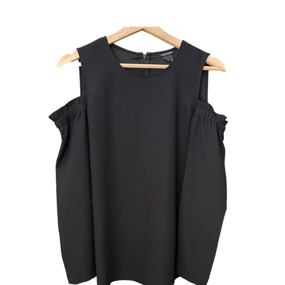 Club Monaco Black Cold Shoulder Blouse